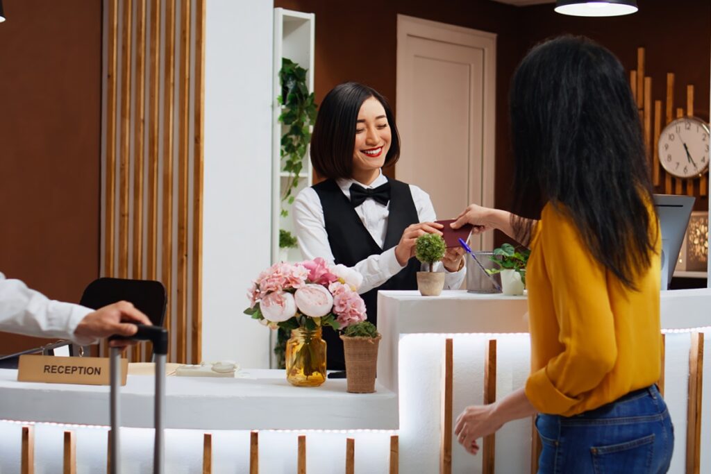 What are the Main Front Desk Duties